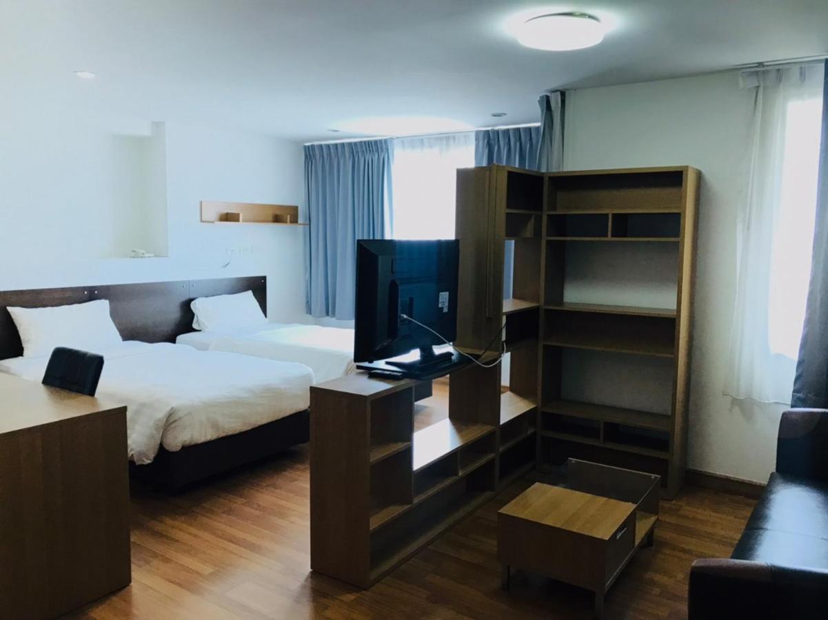 Winner Serviced Apartment Si Maha Phot Exteriér fotografie
