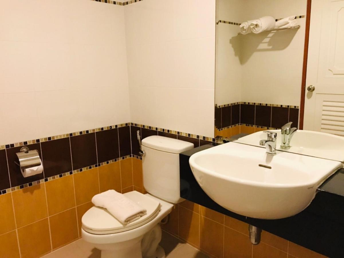 Winner Serviced Apartment Si Maha Phot Exteriér fotografie