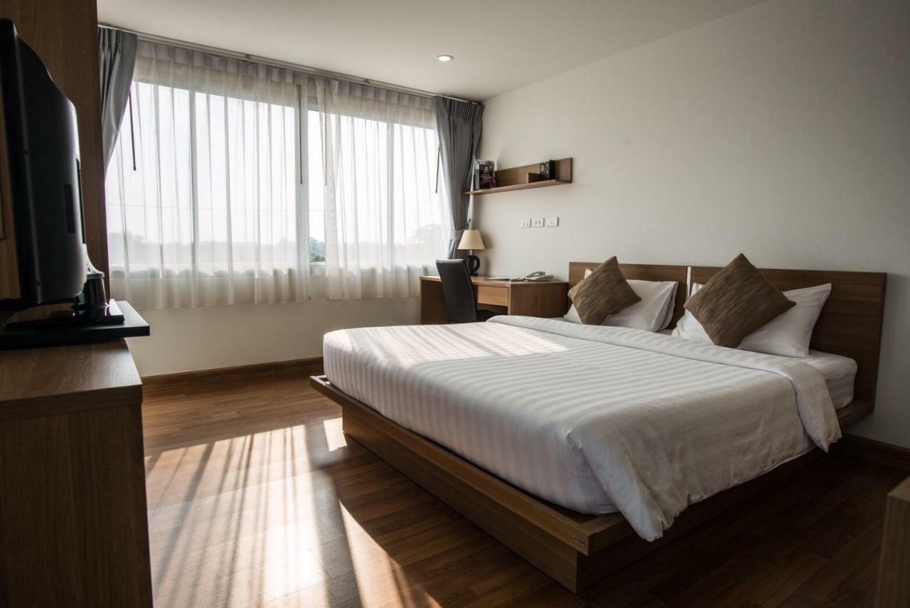 Winner Serviced Apartment Si Maha Phot Exteriér fotografie